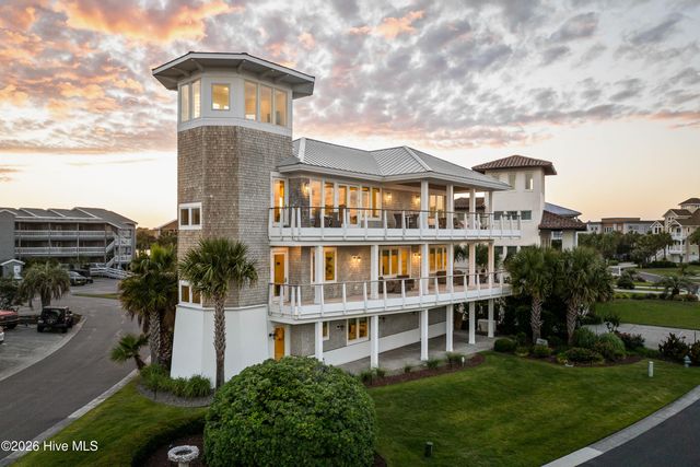 415 Oceana Way, Carolina Beach, NC 28428