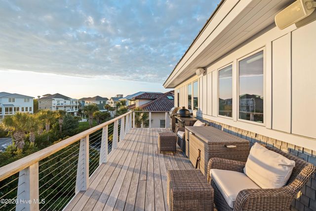 415 Oceana Way, Carolina Beach, NC 28428