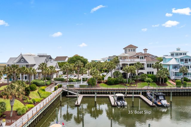 415 Oceana Way, Carolina Beach, NC 28428