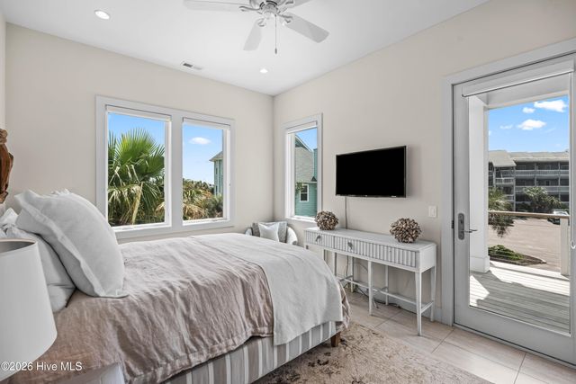 415 Oceana Way, Carolina Beach, NC 28428