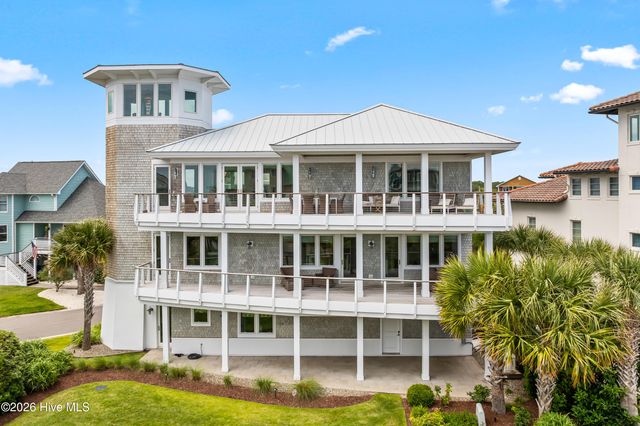 415 Oceana Way, Carolina Beach, NC 28428