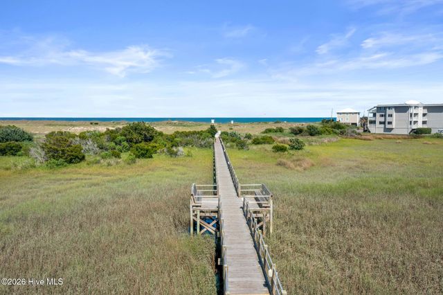 415 Oceana Way, Carolina Beach, NC 28428