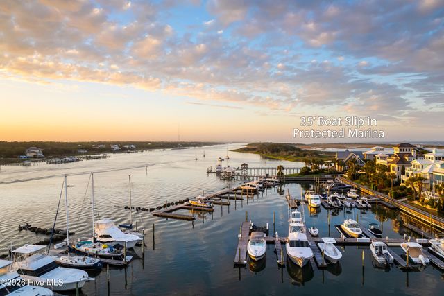 415 Oceana Way, Carolina Beach, NC 28428