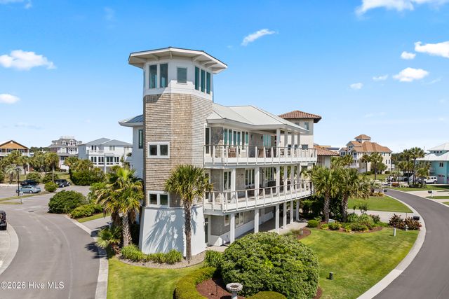 415 Oceana Way, Carolina Beach, NC 28428