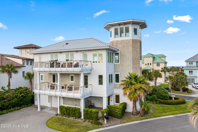 415 Oceana Way, Carolina Beach, NC 28428