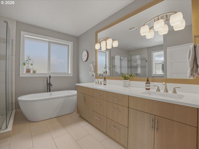 322 Se SUMMIT VIEW Ave, Salem, OR 97306