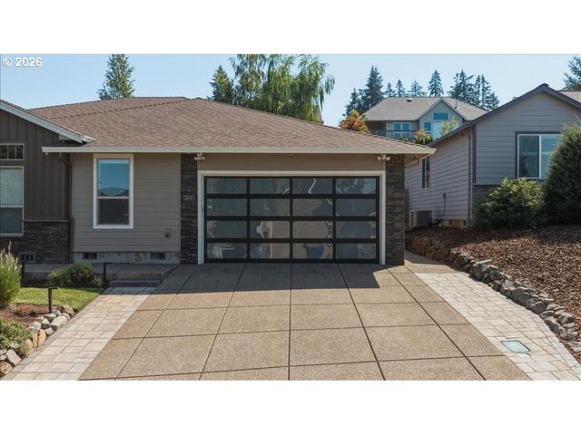 322 Se SUMMIT VIEW Ave, Salem, OR 97306