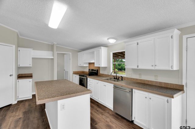 22626 County Road 4171, Mineola, TX 75773