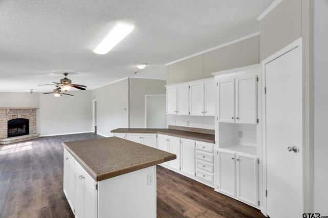 22626 County Road 4171, Mineola, TX 75773