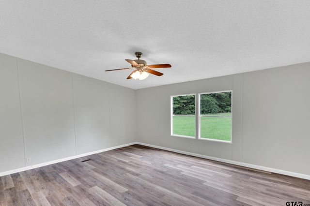 22626 County Road 4171, Mineola, TX 75773