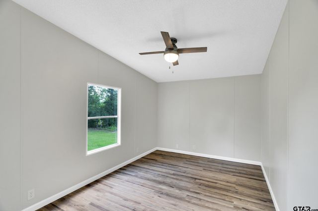 22626 County Road 4171, Mineola, TX 75773