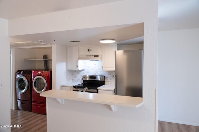 12123 W BELL Road 219, Surprise, AZ 85378