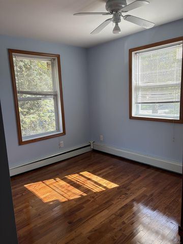 19499 Saint Francis Street, Livonia, MI 48152