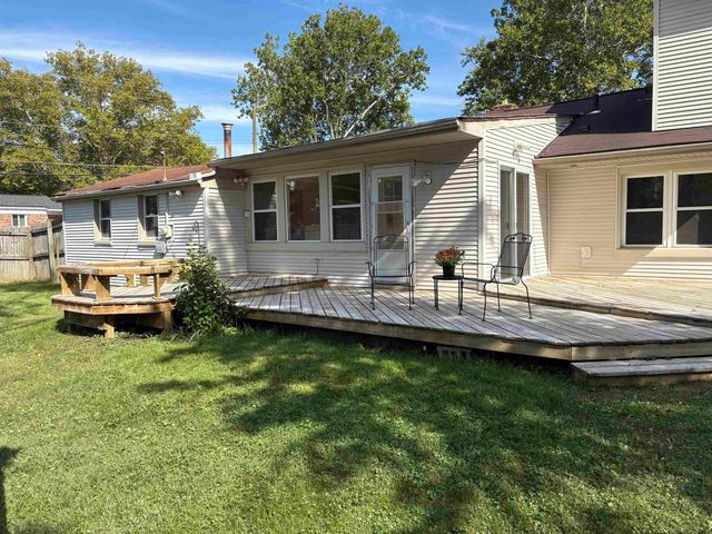 19499 Saint Francis Street, Livonia, MI 48152