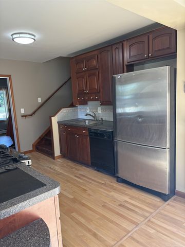 19499 Saint Francis Street, Livonia, MI 48152