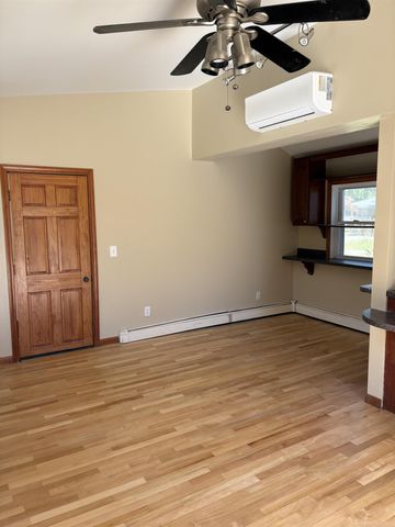 19499 Saint Francis Street, Livonia, MI 48152