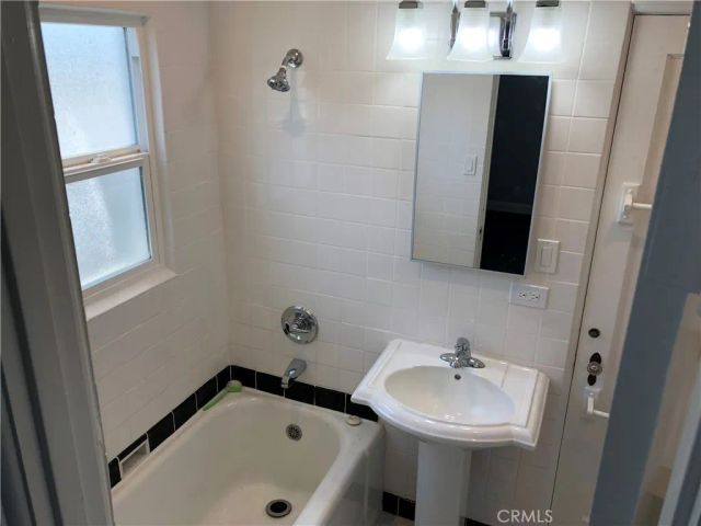 6102 Gifford, Huntington Park, CA 90255