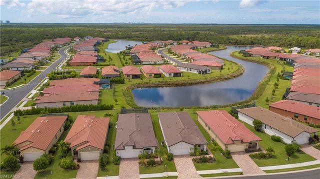 1555 Marton CT, Naples, FL 34113