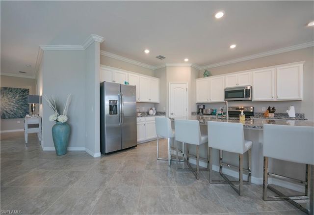 1555 Marton CT, Naples, FL 34113