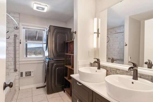 1631 Christian Street, Hartford, VT 05001