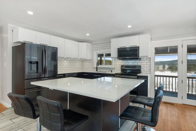 1631 Christian Street, Hartford, VT 05001