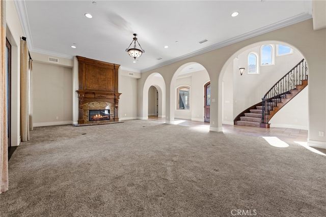 670 Pinnacle Ridge Road, Riverside, CA 92506