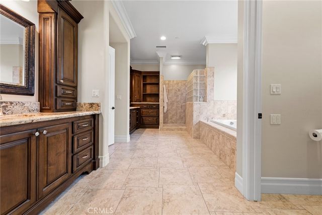 670 Pinnacle Ridge Road, Riverside, CA 92506