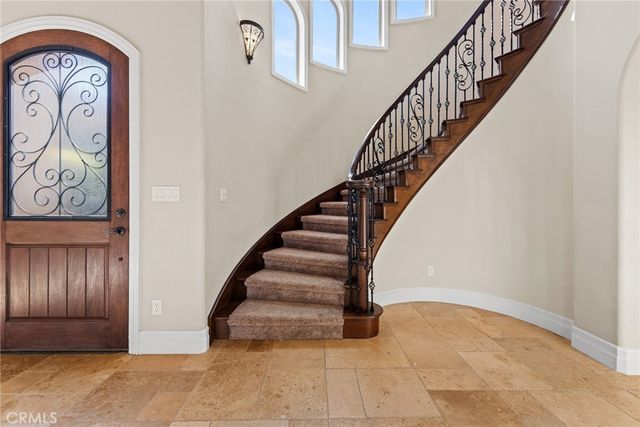 670 Pinnacle Ridge Road, Riverside, CA 92506