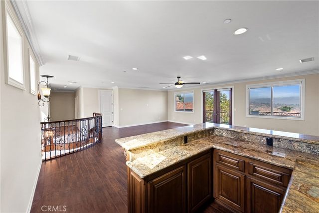 670 Pinnacle Ridge Road, Riverside, CA 92506