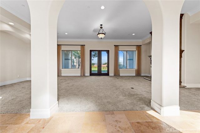 670 Pinnacle Ridge Road, Riverside, CA 92506