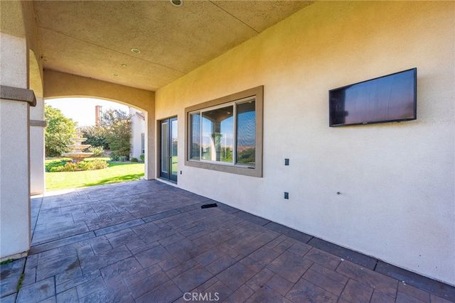 670 Pinnacle Ridge Road, Riverside, CA 92506