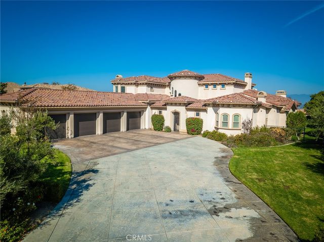 670 Pinnacle Ridge Road, Riverside, CA 92506