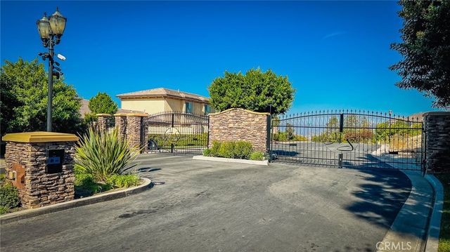 670 Pinnacle Ridge Road, Riverside, CA 92506
