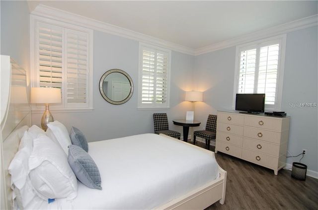 750 N TAMIAMI TRAIL 1104, Sarasota, FL 34236