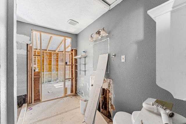 605 Post Street, Houston, TX 77022