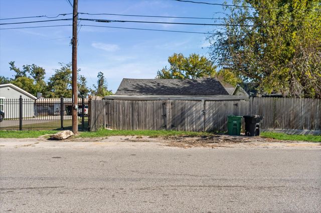 605 Post Street, Houston, TX 77022