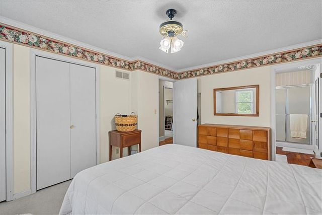 25204 S Blinker Light Road, Harrisonville, MO 64701