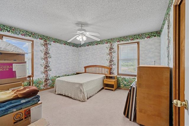 25204 S Blinker Light Road, Harrisonville, MO 64701