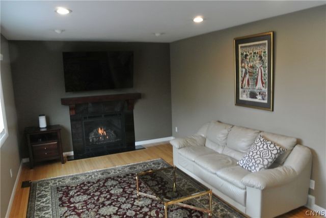 414 Mallard Drive, Camillus, NY 13031