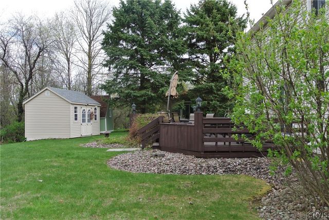 414 Mallard Drive, Camillus, NY 13031