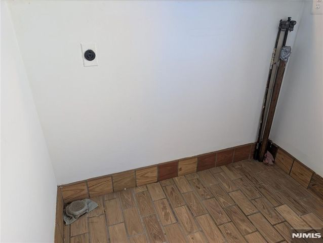 240 Woodcliff Avenue, Little Falls, NJ 07424