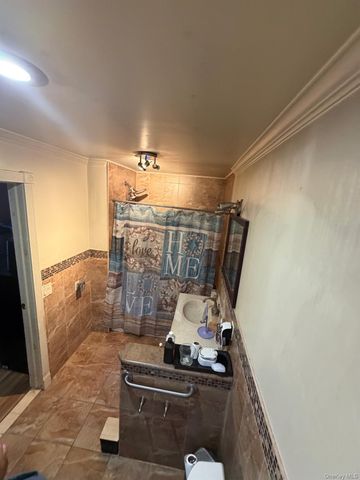 501 Lafayette Avenue, Rockville Centre, NY 11570