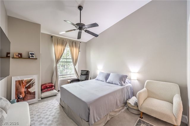 10001 Peace Way 2214, Las Vegas, NV 89147