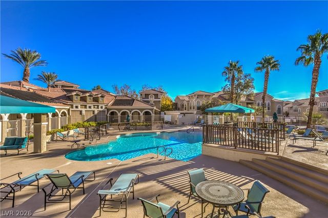10001 Peace Way 2214, Las Vegas, NV 89147