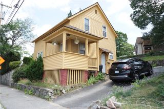 73 Massasoit Avenue, East Providence, RI 02914