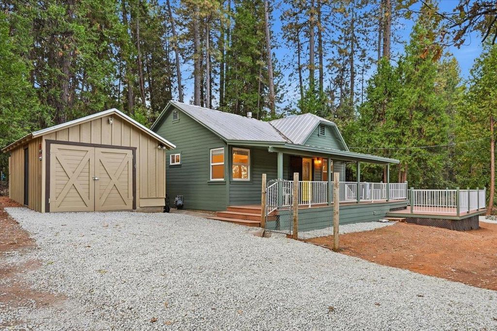 10535 Cole Way, Grass Valley, CA 95945
