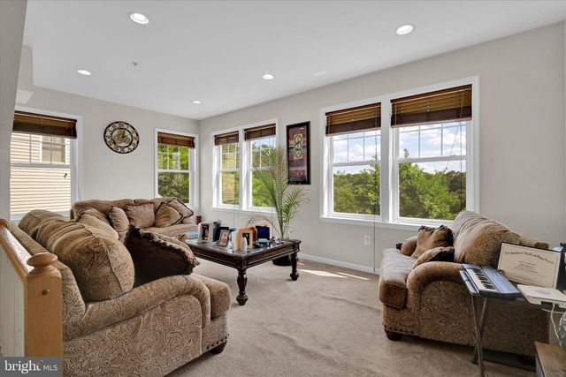 2380 ELVANS RD SE, Washington, DC 20020