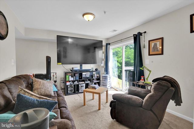 2380 ELVANS RD SE, Washington, DC 20020