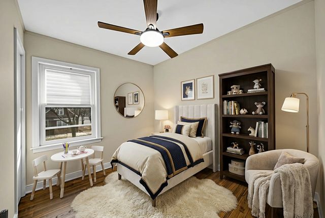 10558 S Prairie Avenue, Chicago, IL 60628