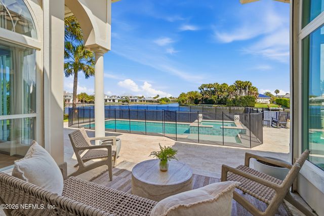 531 LE MASTER Drive, Ponte Vedra Beach, FL 32082